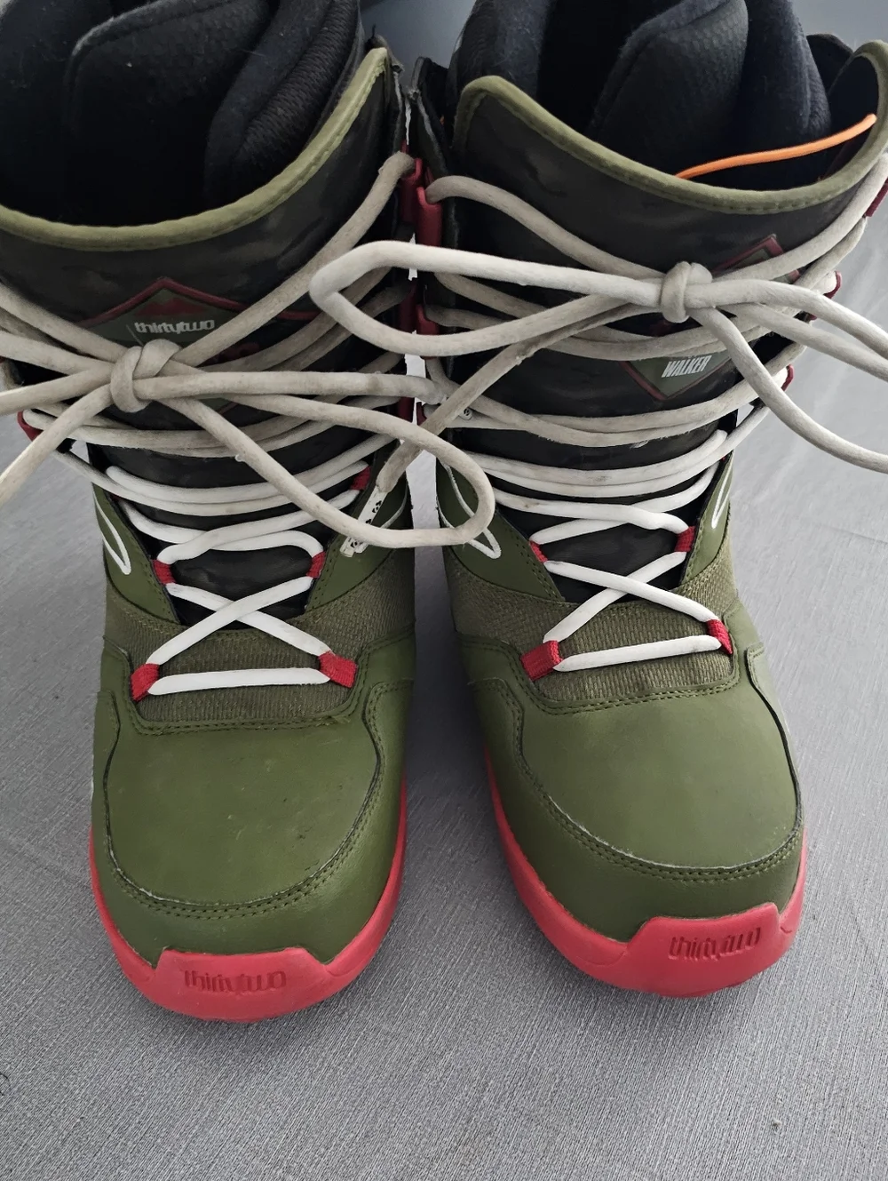 THIRTY TWO Light JP Walker Snowboard Boots Green Red Men's Size 10